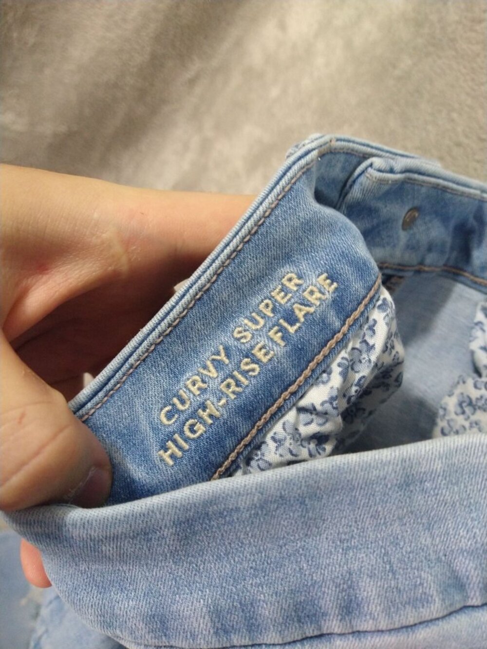 American Eagle Jeans Womens 10 Blue Denim Curvy Super High Rise Flare Distressed - Picture 9 of 10